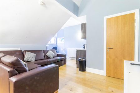 Studio to rent - Photo 3