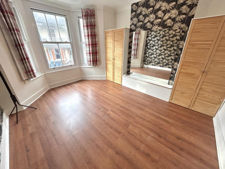 3 bedroom maisonette to rent - Photo 5