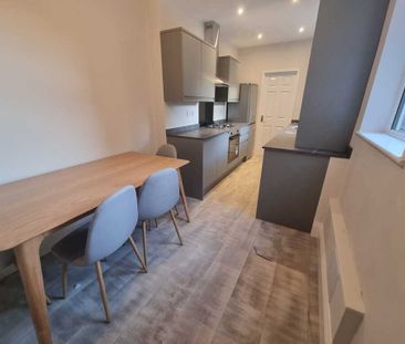 3 Bed Student Accommodation - Photo 5