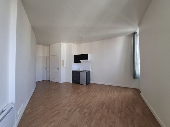 Location Appartement 1 pièce 26m² VICHY 03200 - Photo 1