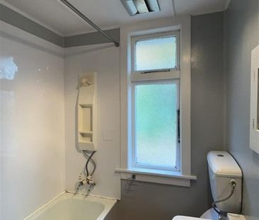 Neat and tidy 2-bedroom in Grassmare - Photo 1