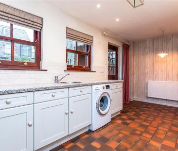 3 bedroom terraced house to rent - Photo 6