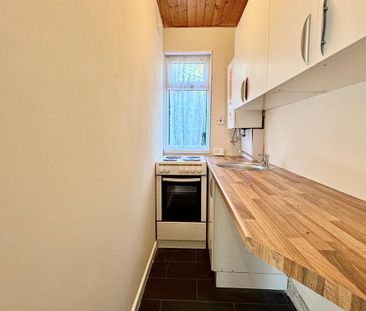 1 bedroom ground floor flat to rent - Photo 3