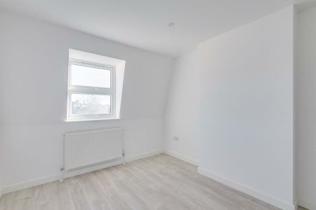 1 Bedroom Flat To Let - Photo 4