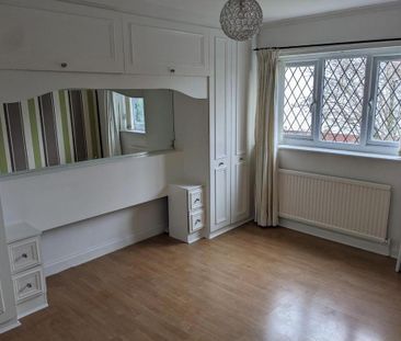 2 bedroom semi-detached house to rent - Photo 3
