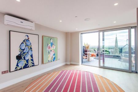 Studio to rent - Photo 2