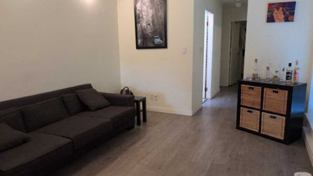5523 Main Street apartment — Vancouver, BC (2-Bedroom) - 2 Bedroom - Photo 2