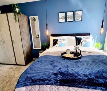 Choose your vibe from 6 incredible suites in this stunning new hous... - Photo 6