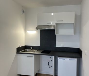 Location Appartement 2 pièces 40m² - Photo 4