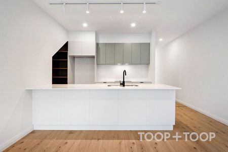 Brand New Townhouse in Brompton - Photo 4