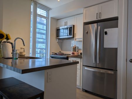 For Lease - 50 Wellesley Street Unit# 1801, Toronto, Ontario - Photo 4