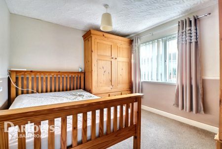 3 bedroom semi-detached house to rent - Photo 3