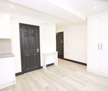 House share to rent - Photo 3