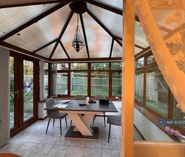 3 bedroom detached house to rent - Photo 5