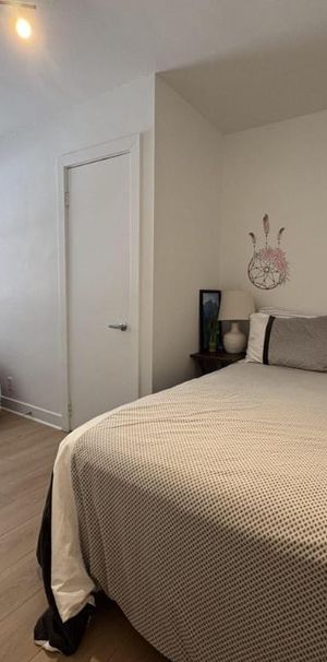 Appartement 4/2 à céder – Face aux Plaines d’Abraham cession de bail - Photo 1