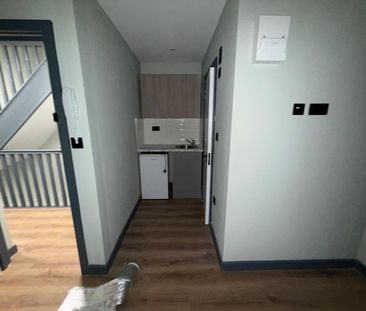 Studio Flat, Stirling Road, HA3 - Photo 5