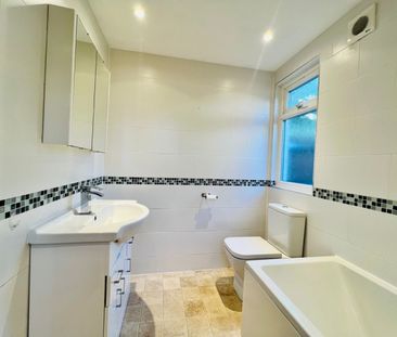 2 bed Mid Terraced House for Rent - Photo 6