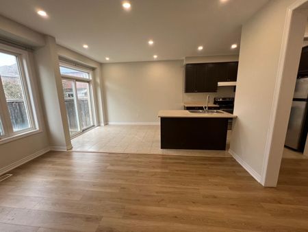 For Lease - 36 Turnhouse Crescent, Markham, Ontario - Photo 3