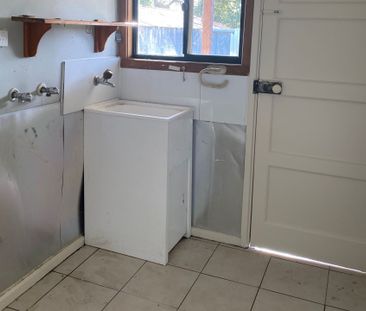 3 Bedroom Home - Photo 3