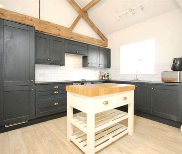 Lodge Farm, Old London Road, Woodham Walter, CM9 - Photo 3