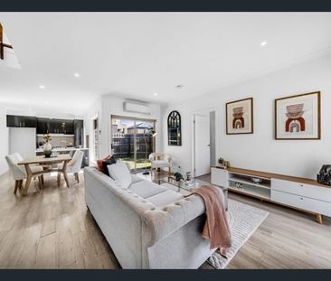 Modern Double-Storey Townhouse in Prime Broadmeadows Location - Photo 1