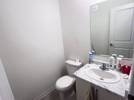 For Lease - 90 Imperial College Lane, Markham, Ontario - Photo 3