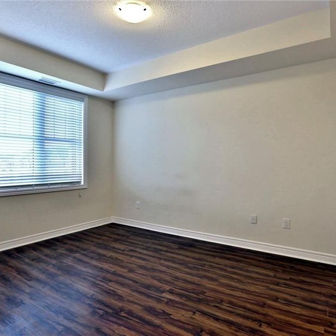 For Lease - 2339 Sawgrass Drive Unit# 306, Oakville, Ontario - Photo 1