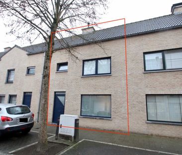 Woning met 3 slaapkamers en tuin met dubbele garage te huur - Foto 5