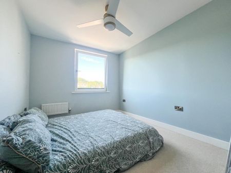 2 bedroom apartment to rent - Photo 3