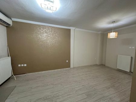 Διαμέρισμα για ενοικίαση Νέα Παραλία (Ανάληψη - Μπότσαρη - Νέα Παραλία) - Φωτογραφία 4