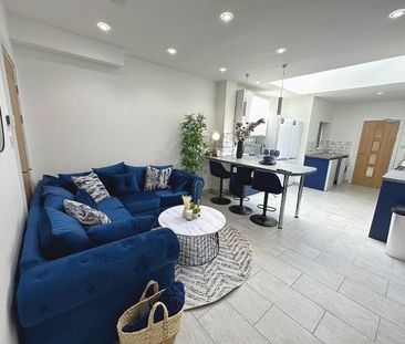 12 Harrow Road - Photo 1