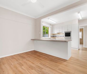 Renovated Home with Electricity & Water Included in Rent - Photo 5