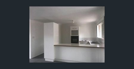 TWO BEDROOM VILLA WITH COURTYARD - Photo 4