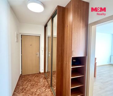 Pronájem bytu 2+kk 46 m², Ve Stromkách 368, Vestec - Fotografie 5