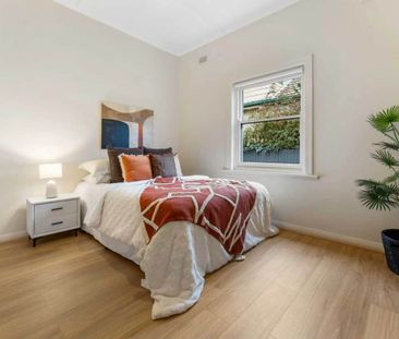 Spacious Family Home in Nailsworth - Photo 6