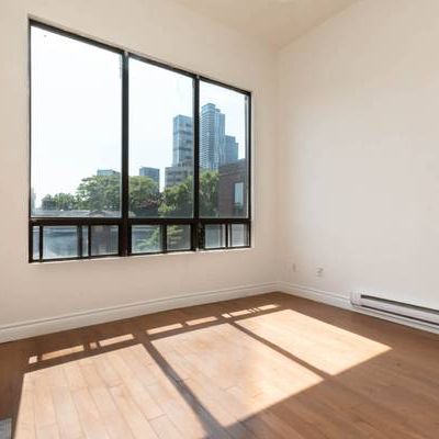 181 GERRARD ST. E. #401 - SPACIOUS,1BR/1BATH, DECK, STEPS TO TTC! - Photo 4