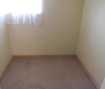 1 Bed Flat, Jordanthorpe, S8 - Photo 6