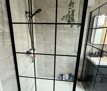 Room in a Shared House, Conygre Road, BS34 - Photo 1