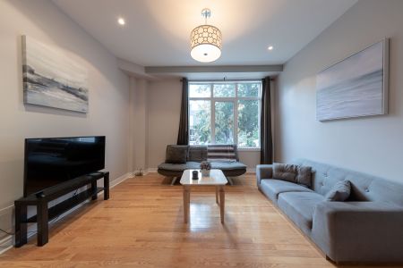 For Lease - 179 Hanson Street Unit# Main, Toronto, Ontario - Photo 2