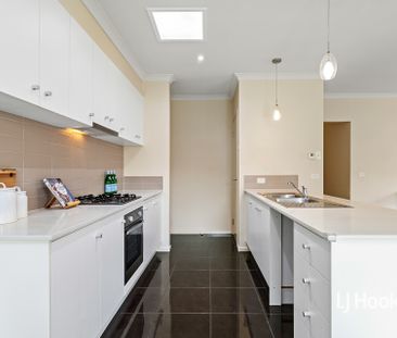 30 Crossway Avenue, Tarneit VIC, Belconnen - Photo 4