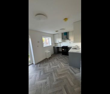 1 Bed Flat, Dolphin Road, B11 - Photo 6