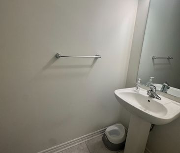 For Lease - 1034 Reflection Place Unit# 607, Pickering, Ontario - Photo 4