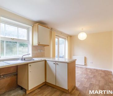 3 bedroom semi-detached house to rent - Photo 2