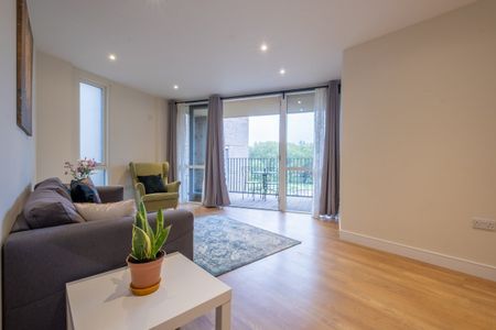 2 Bed Flat, Stead Street, SE17 - Photo 2