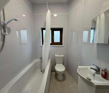 Moulson Terrace, Denholme, Bradford, BD13 - Photo 4