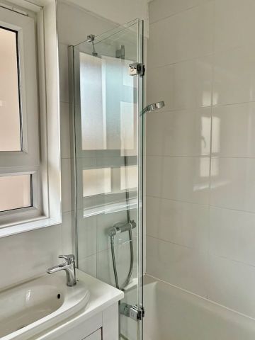 2 Bed Flat, Ambleside, SW19 - Photo 4