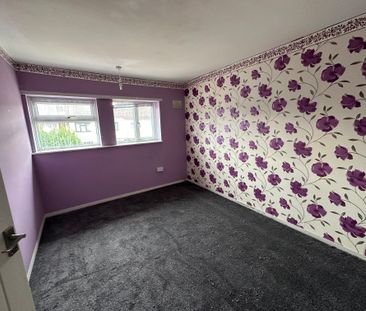 3 bed Terraced in Nethan Drive , Aveley, RM15 4RH - Photo 3