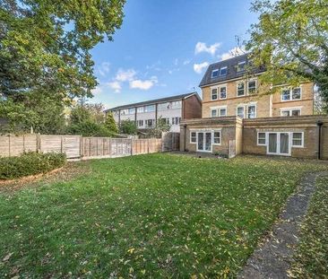 The Avenue, Worcester, KT4 - Photo 3