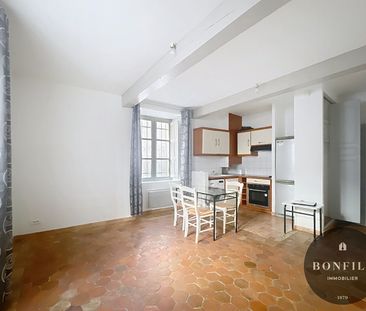 A LOUER AVIGNON INTRAMUROS ( 84000 ) : un appartement de 2 pièces -... - Photo 4