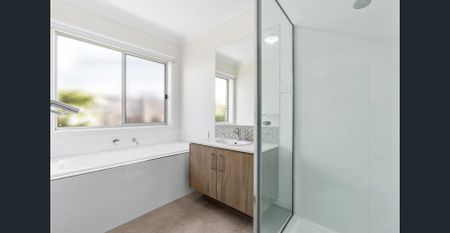 STUNNING MODERN FAMILY HOME - Photo 5